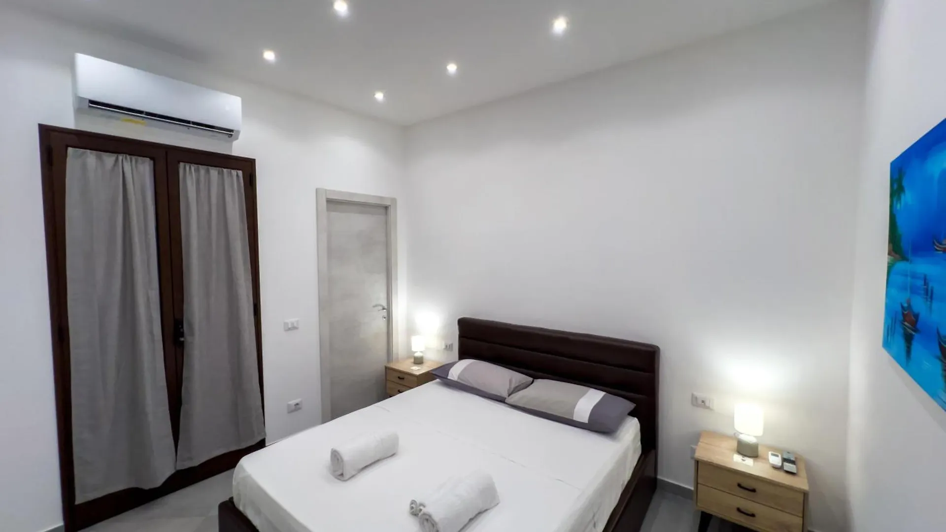 Baron'S Suites Palermo 0*,  Italia
